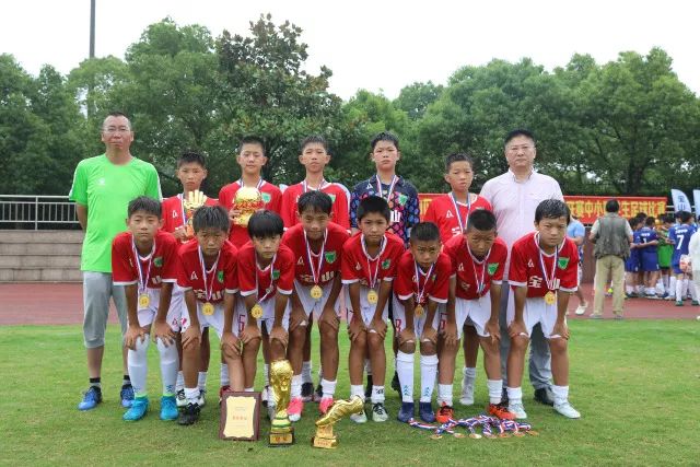 皇马迎回五名国脚，备战比利亚雷亚尔成新机遇